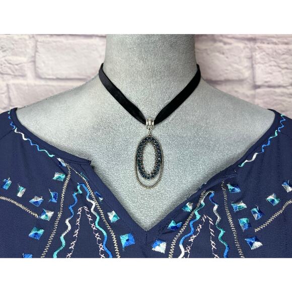 Handmade Black Velvet Choker with Upcycled Oval Faux Sapphire Studded Pendant - Picture 2 of 6